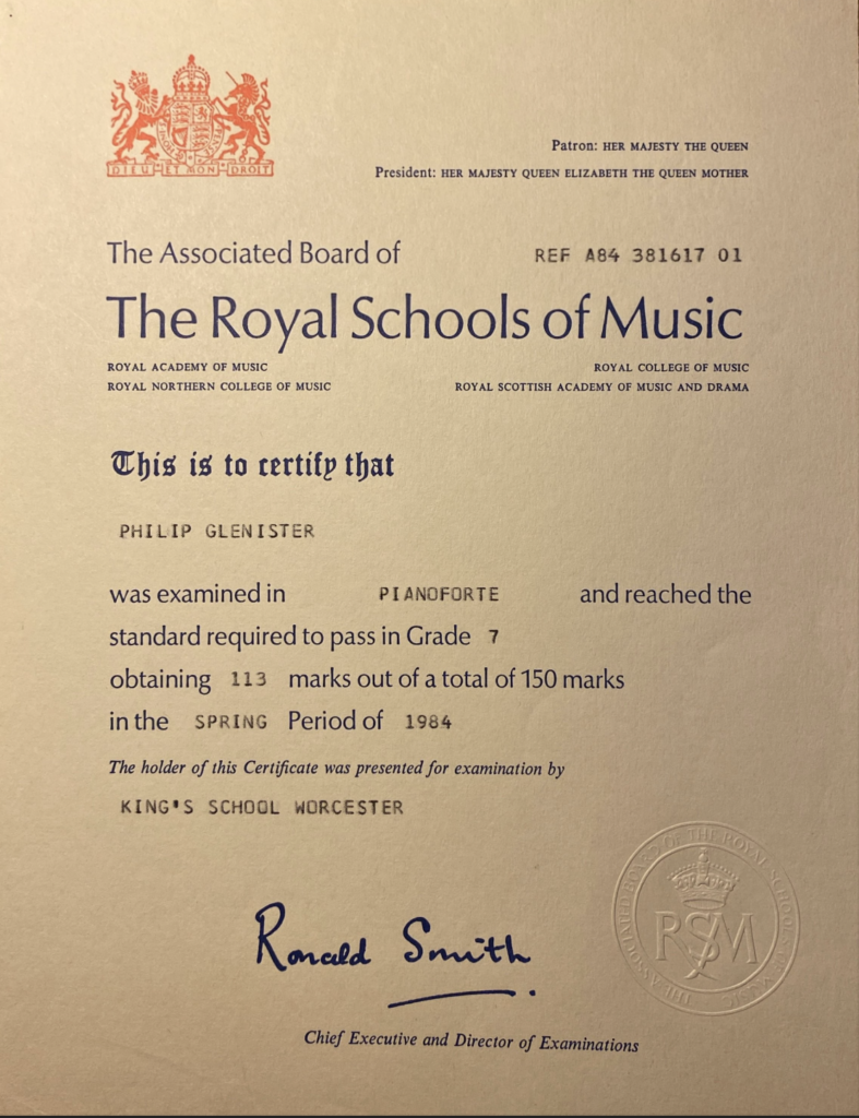 Piano – Grade 7 – Associated Board of the Royal Schools of Music (1984), équivalent de fin de Cycle 2 au conservatoire français.